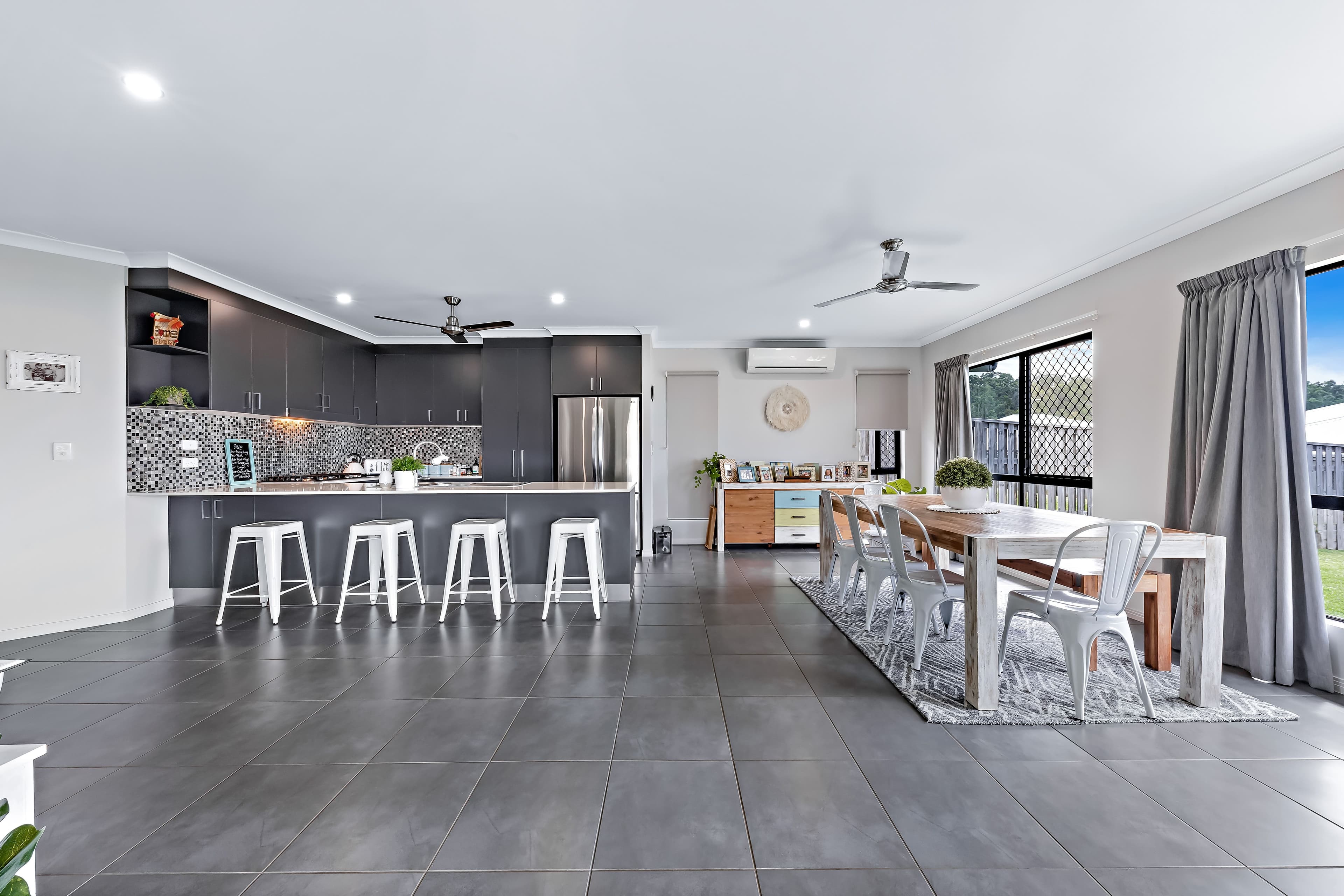 4 Vector Court, Cannonvale QLD 4802, Cannonvale - Thumbnail 3