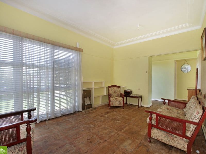 2 Karbo Street, FIGTREE NSW 2525, Figtree - Thumbnail 4