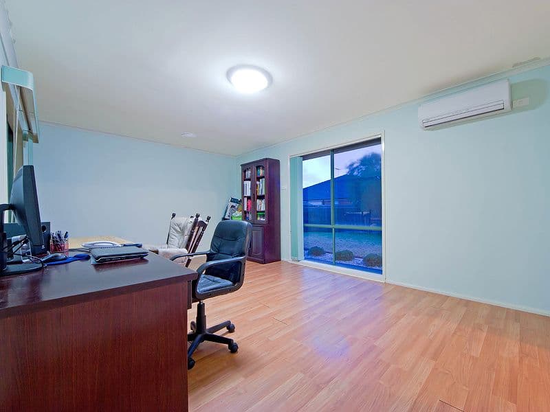 22 Tennyson Drive, TRUGANINA VIC 3029, Truganina - Thumbnail 2