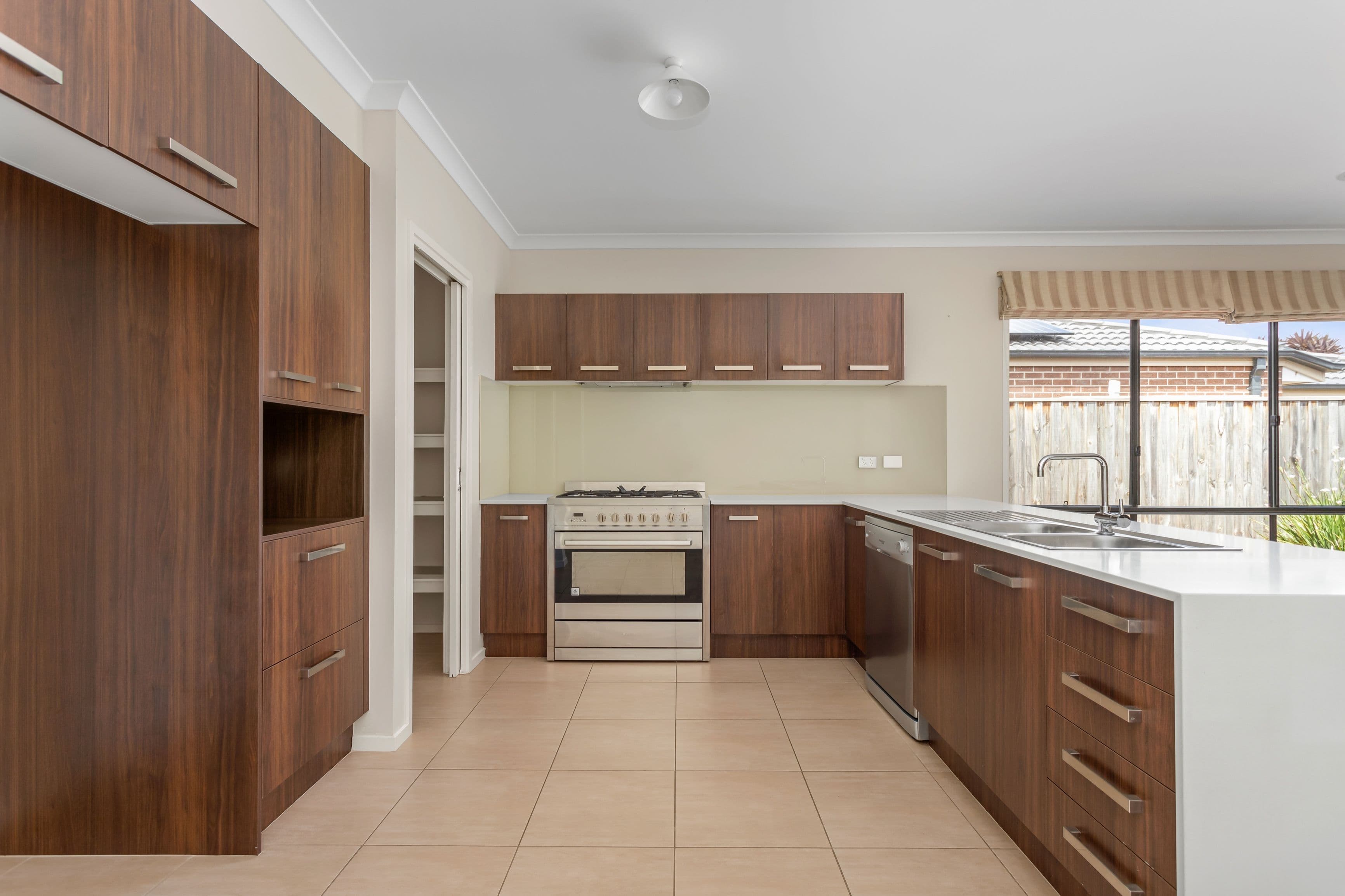 15 Gander Street, Doreen VIC 3754, Doreen - Thumbnail 2