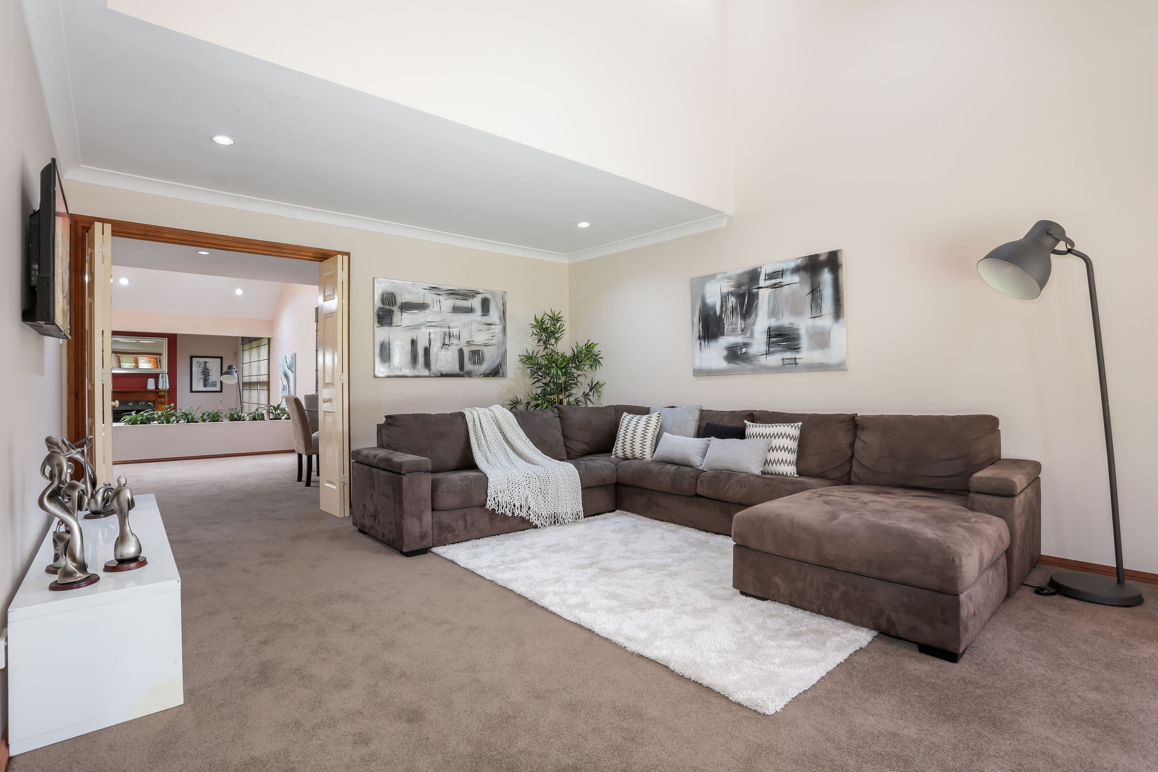 107 Gilbert Road, Castle Hill - Thumbnail 3
