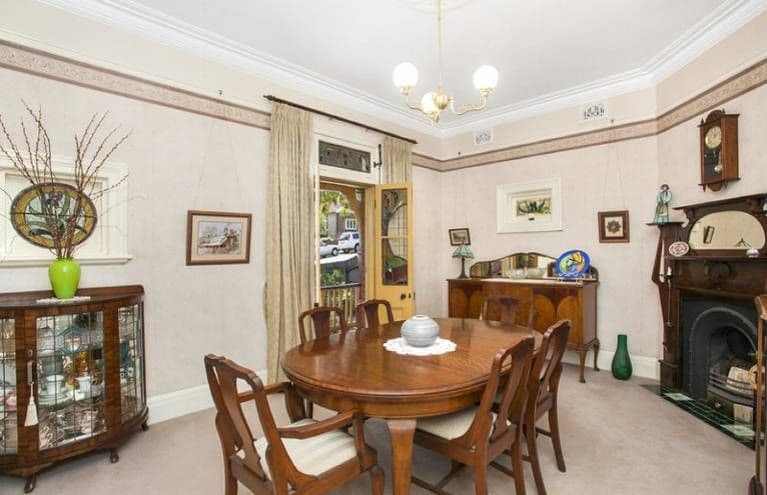 22 Hillcrest Avenue, Hurstville - Thumbnail 4
