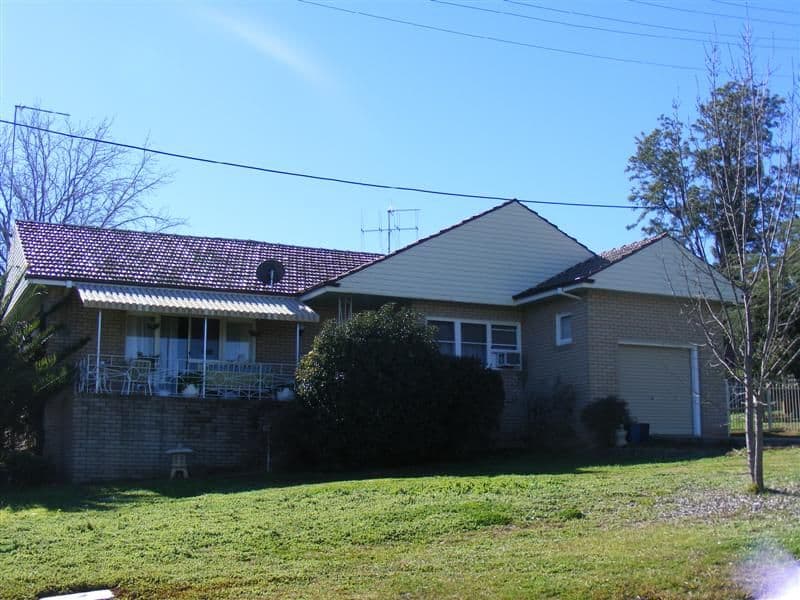 75 Macquarie Street, COWRA NSW 2794, Cowra - Image 1