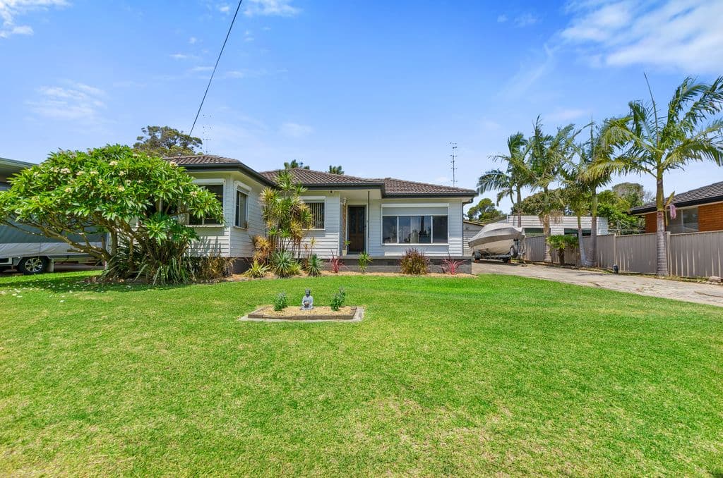 5 Jindalee Avenue, Kanahooka - Image 1