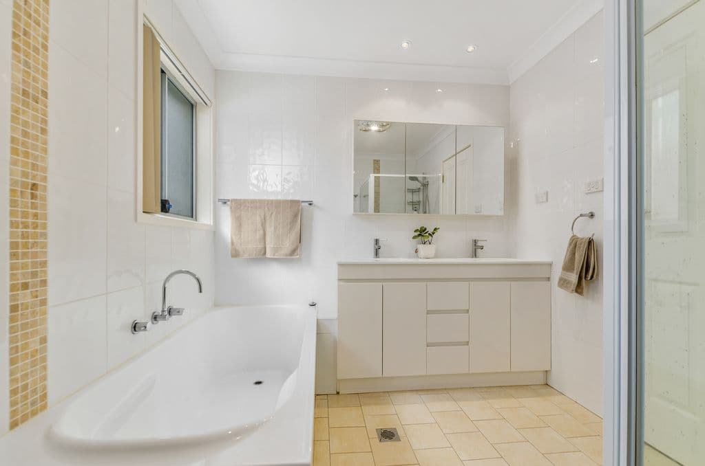 5 Jindalee Avenue, Kanahooka - Thumbnail 5