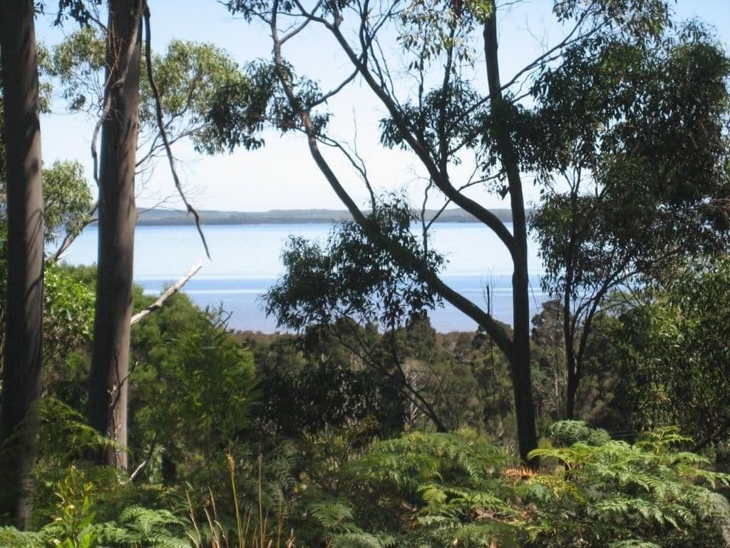 325 Lowana Road, STRAHAN TAS 7468, Strahan - Thumbnail 2