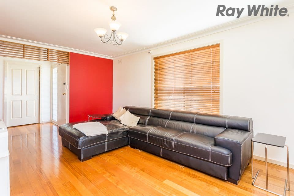 18 Grimes Avenue, Taylors Lakes VIC 3038, Taylors Lakes - Thumbnail 6