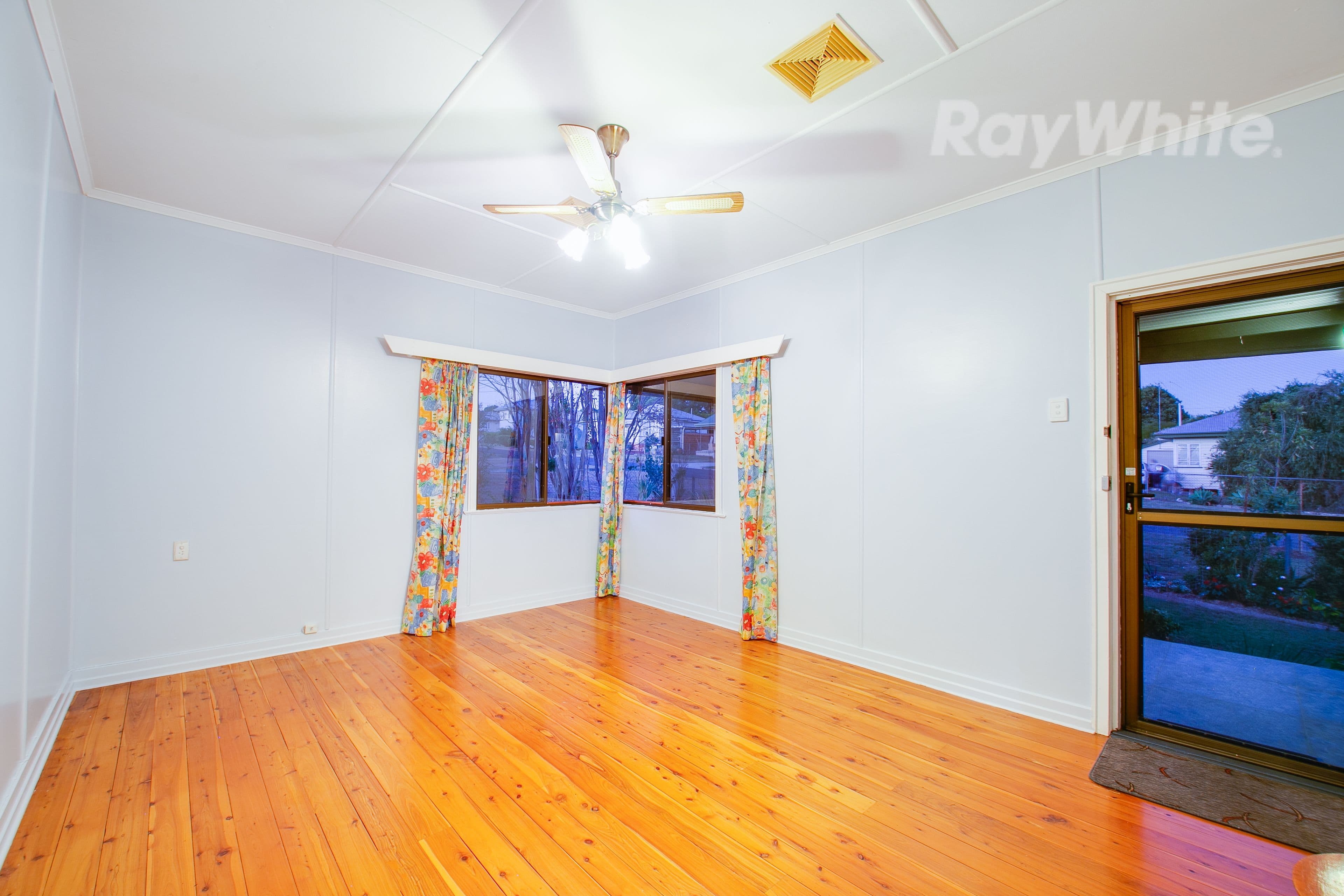 91 Cothill Road, Silkstone QLD 4304, Silkstone - Thumbnail 4