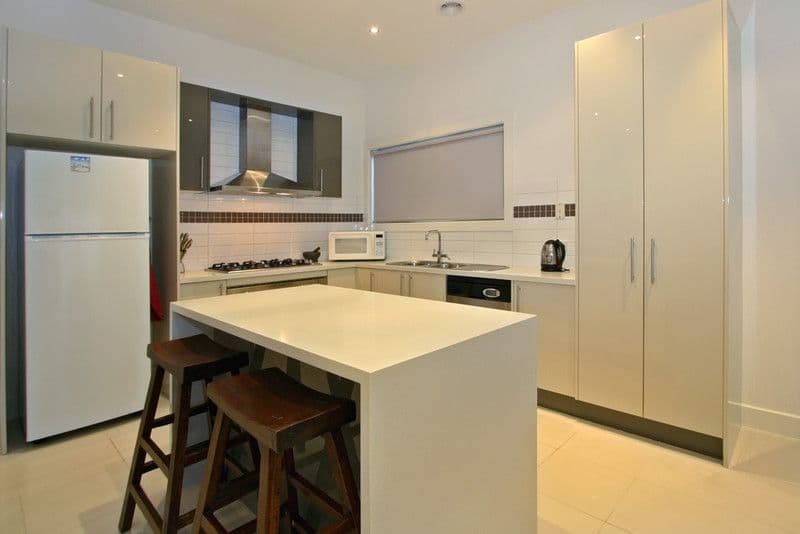 50 Hotham Street, Hughesdale VIC 3166, Hughesdale - Thumbnail 2