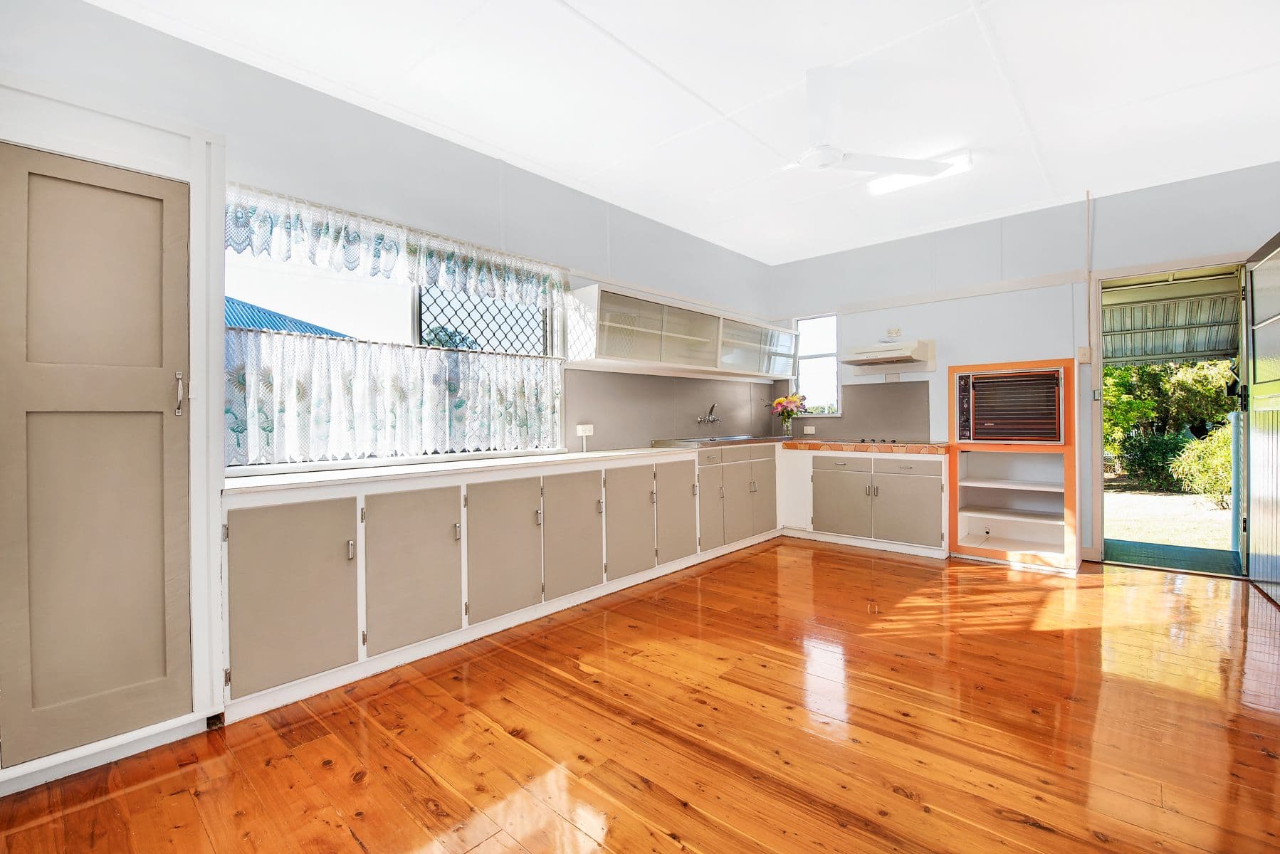 24 Nielson Street, Chermside QLD 4032, Chermside - Thumbnail 7