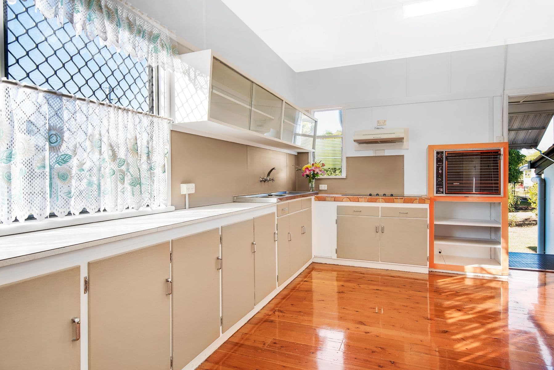 24 Nielson Street, Chermside QLD 4032, Chermside - Thumbnail 8