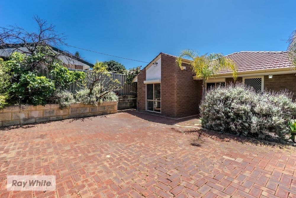 26 McFarlane Circle, Mirrabooka WA 6061, Mirrabooka - Thumbnail 2