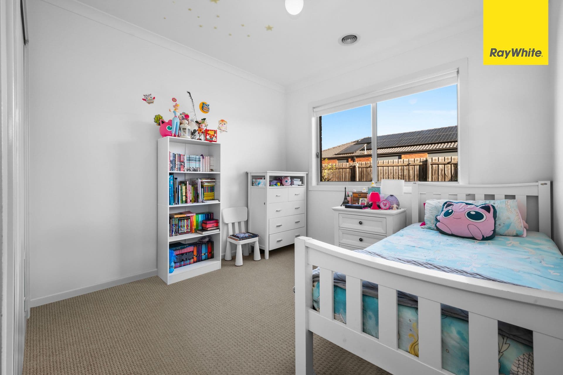 10 Birdswing Terrace, Melton South VIC 3338, Melton South - Thumbnail 8
