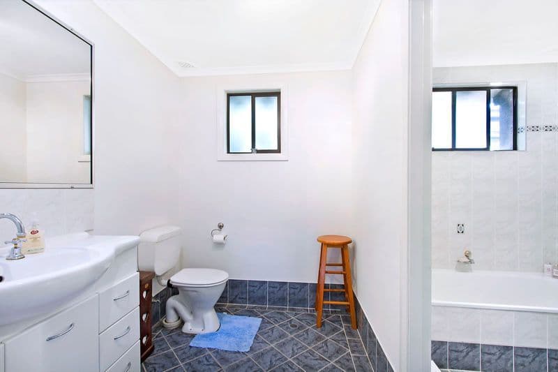 46 Kilkenny Parade, BERKELEY VALE NSW 2261, Berkeley Vale - Thumbnail 5