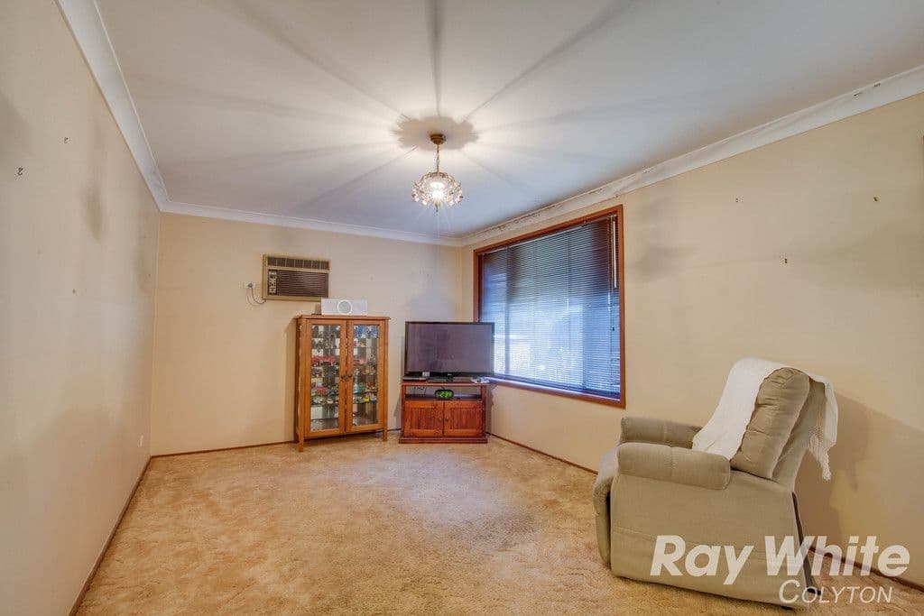 12 Blattman Street, Colyton - Thumbnail 2