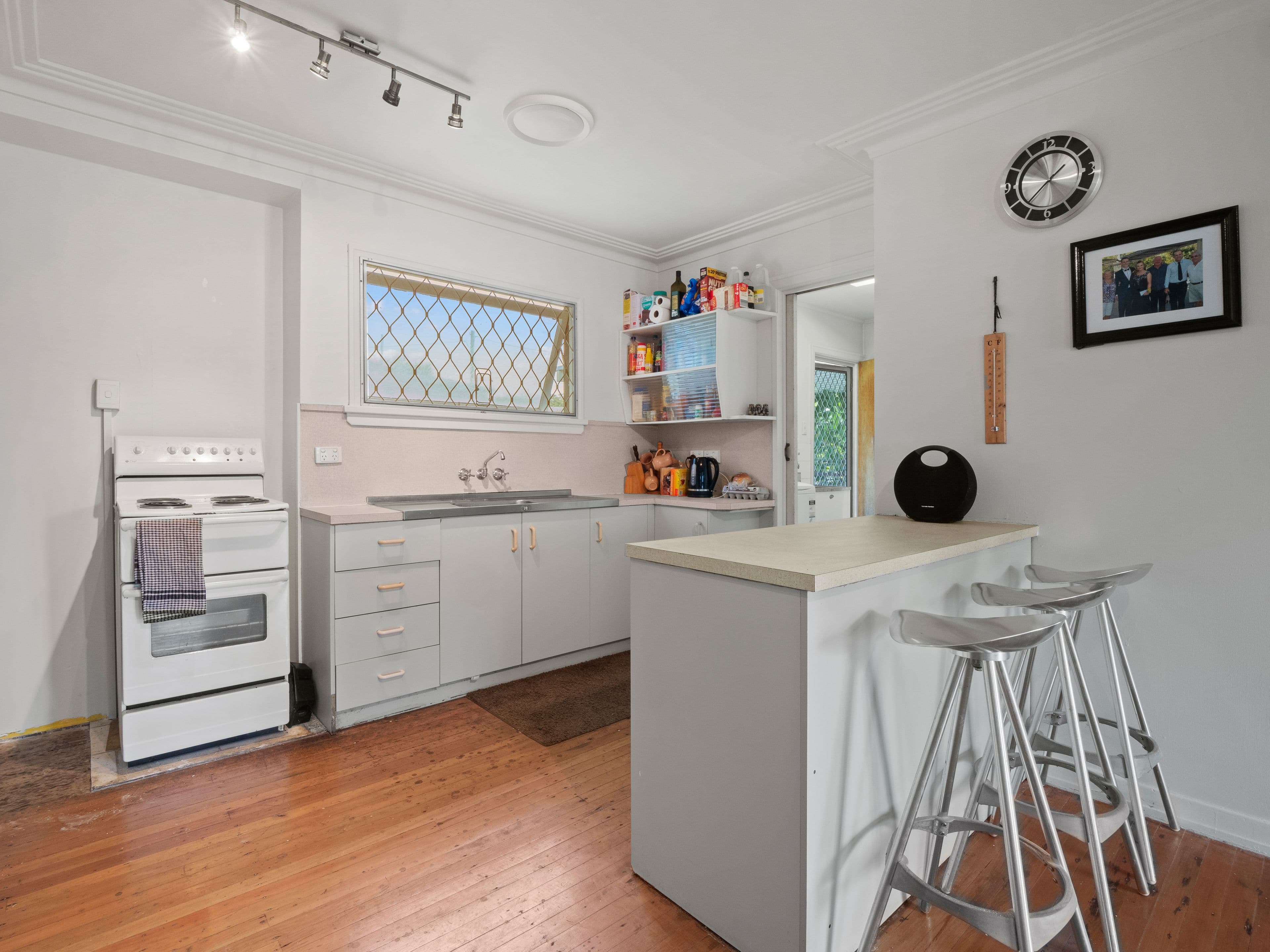 40 Geoffrey Avenue, Southport QLD 4215, Southport - Thumbnail 5