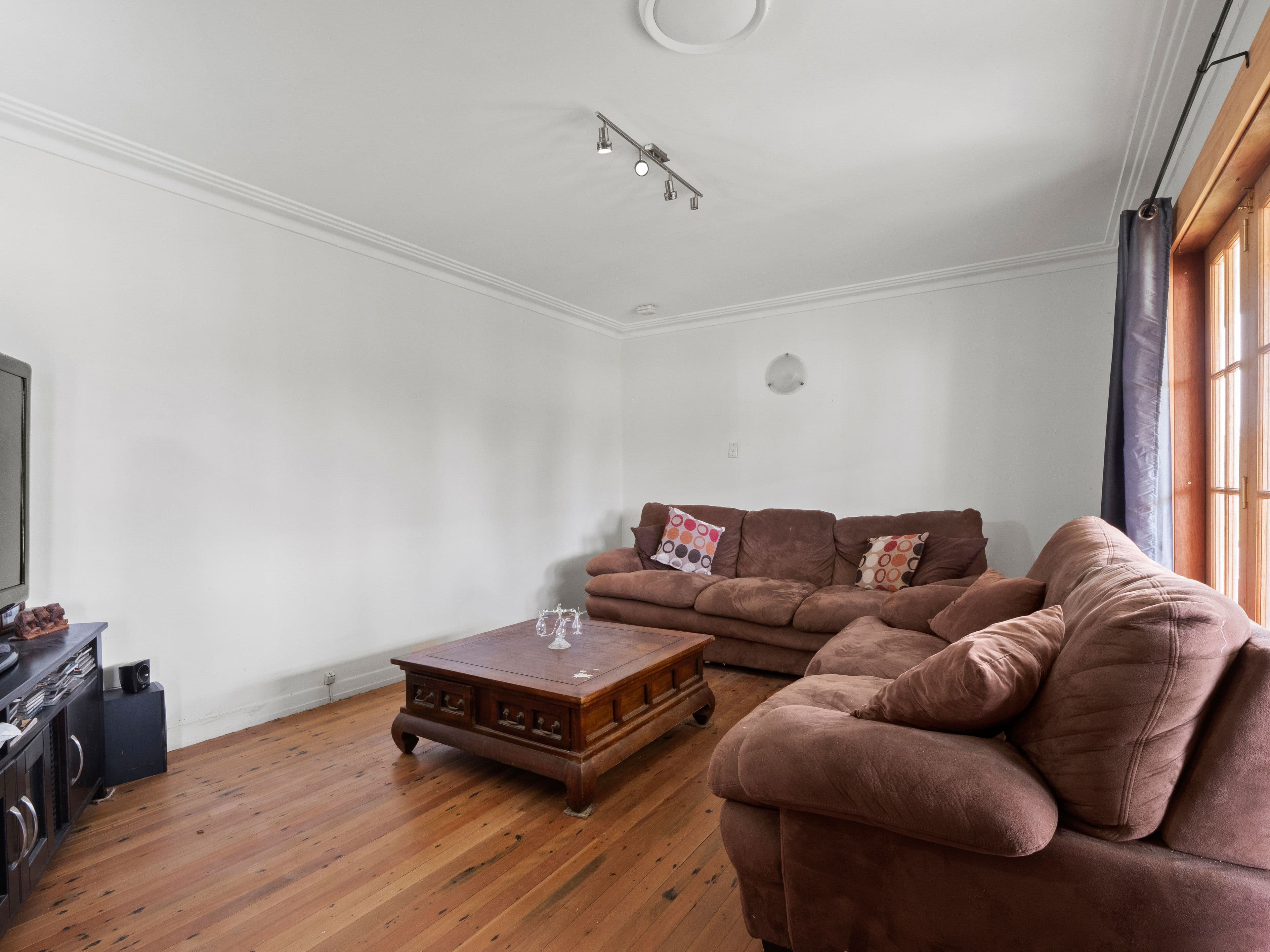 40 Geoffrey Avenue, Southport QLD 4215, Southport - Thumbnail 7