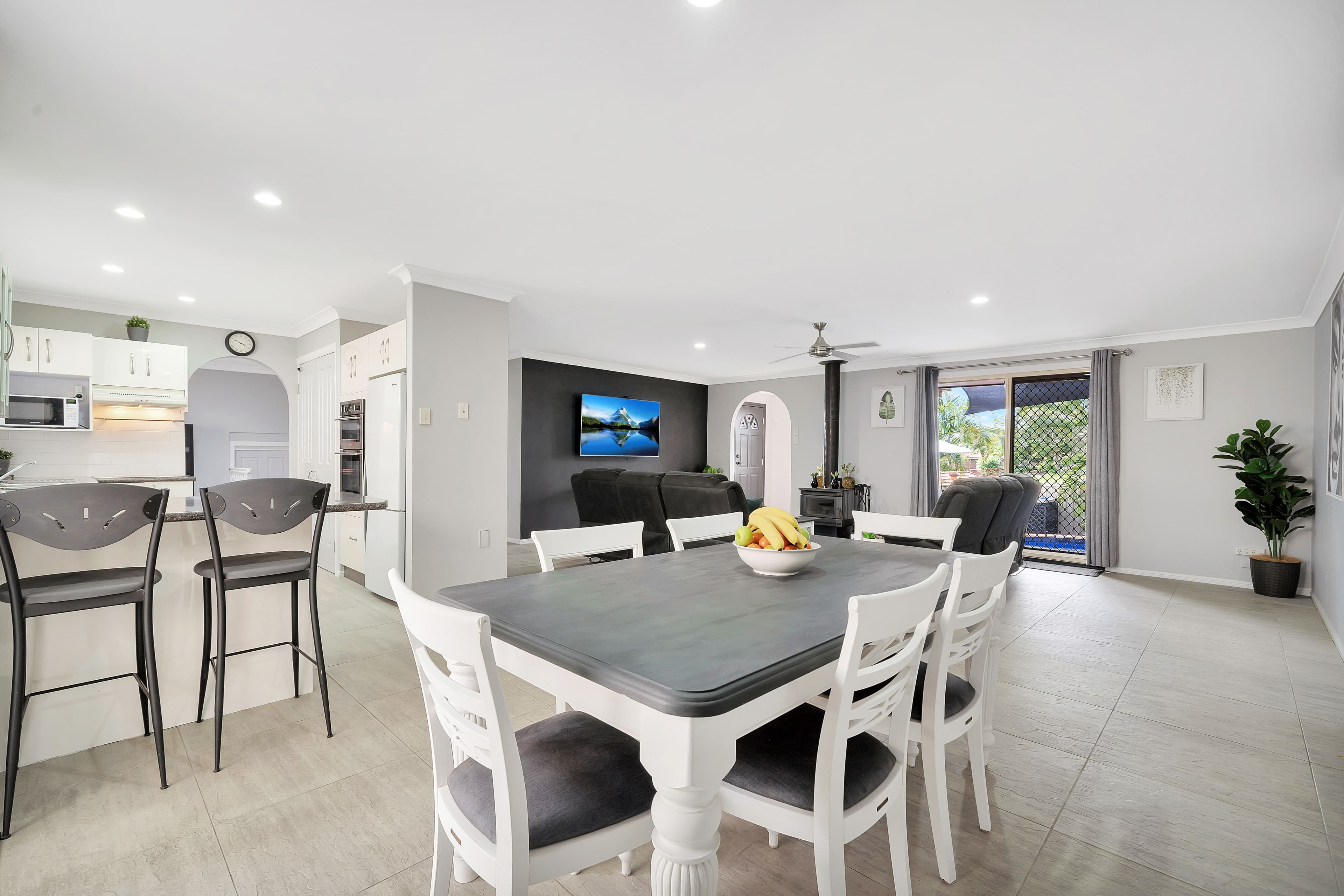 41 Leighton Drive, Edens Landing QLD 4207, Edens Landing - Thumbnail 2