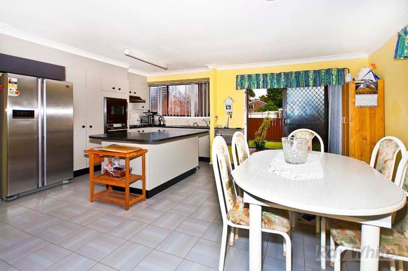1 Seppelt Place, EDENSOR PARK NSW 2176, Edensor Park - Thumbnail 3
