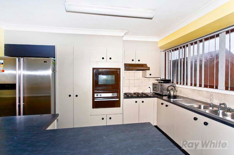 1 Seppelt Place, EDENSOR PARK NSW 2176, Edensor Park - Thumbnail 5