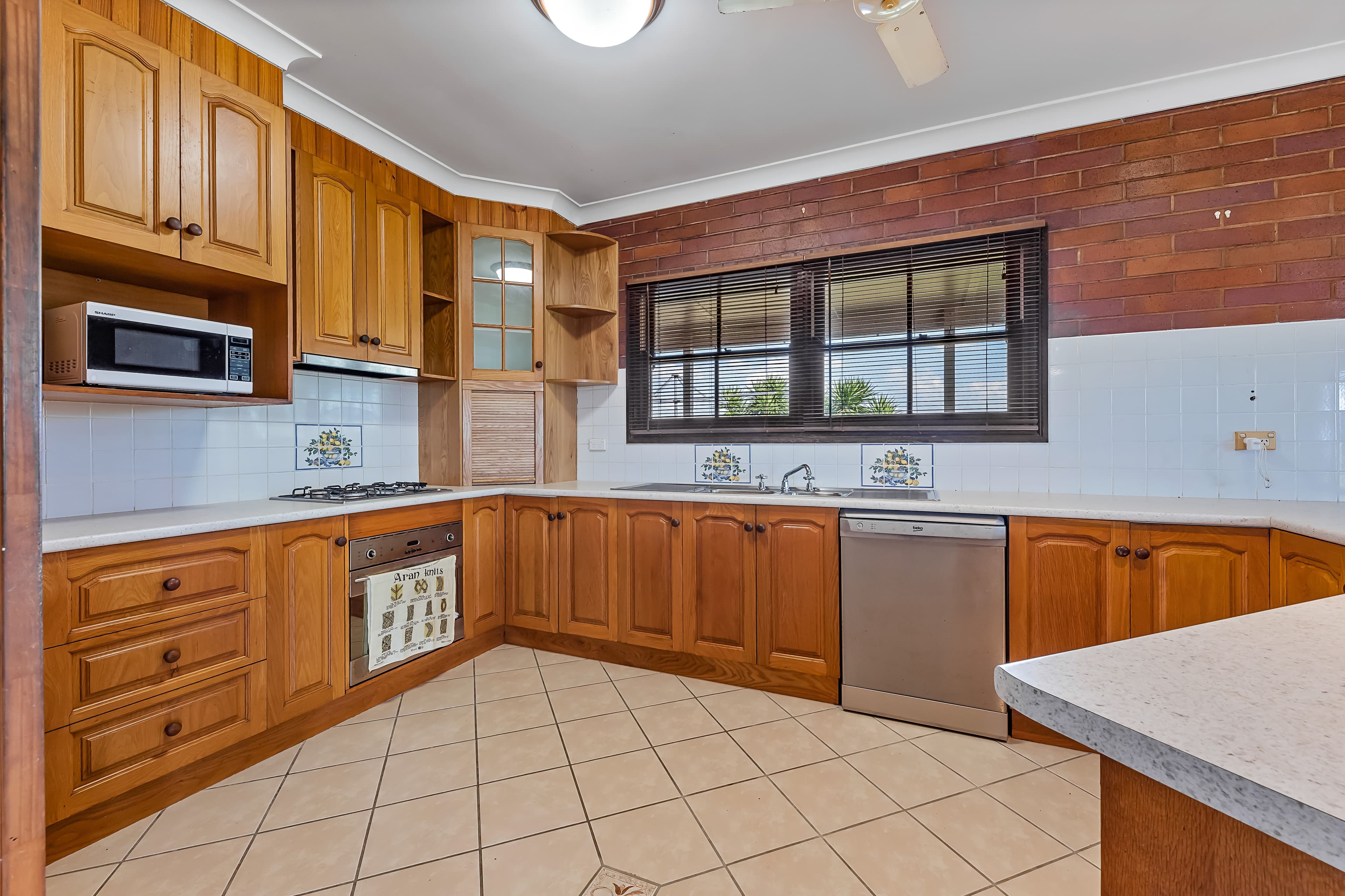 34 Gunyarra Road, Proserpine QLD 4800, Proserpine - Thumbnail 6