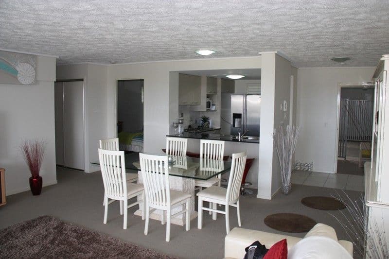 4 Grand Parade, PARREARRA QLD 4575, Parrearra - Thumbnail 2
