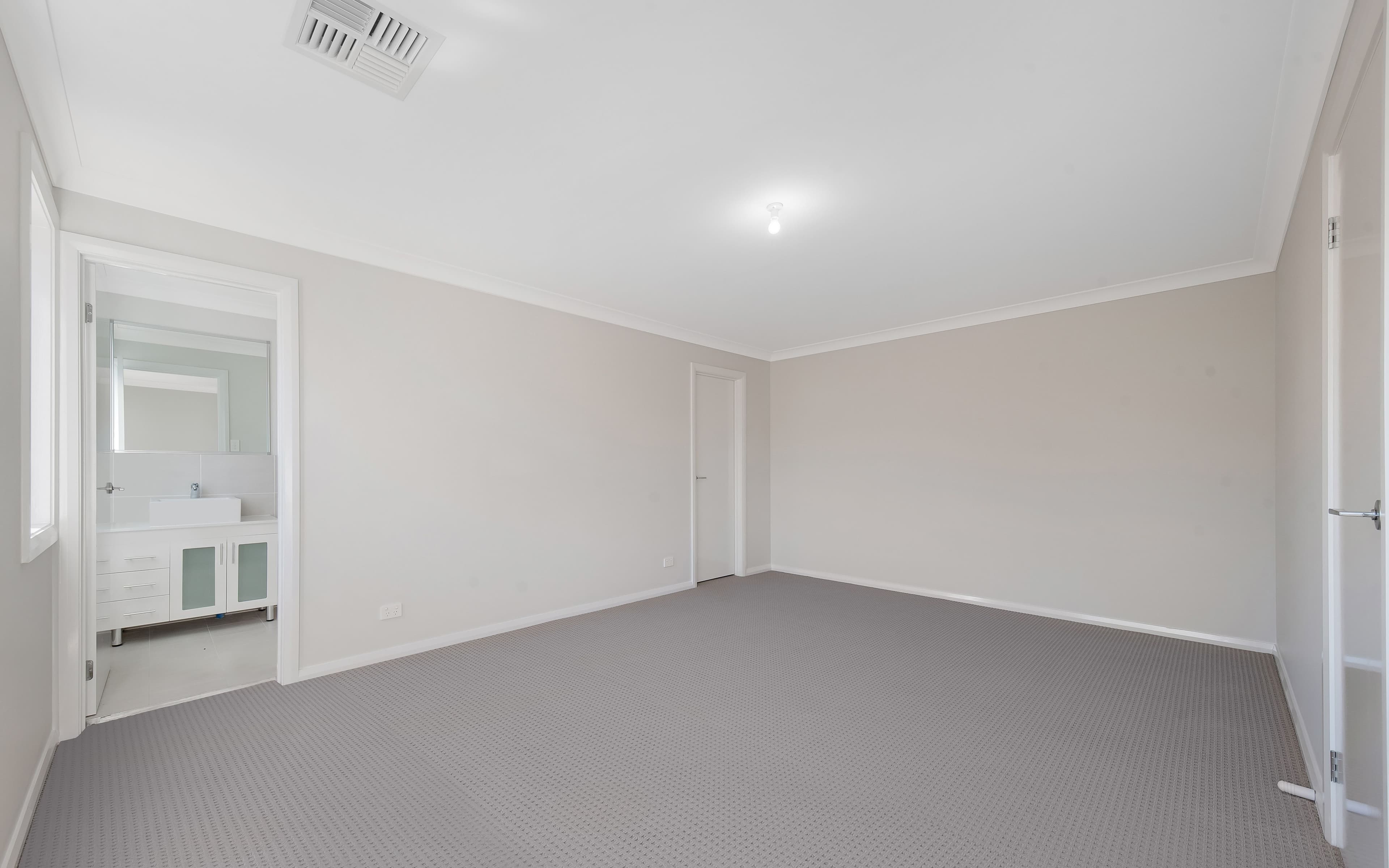112 Goldsmith Avenue, Campbelltown NSW 2560, Campbelltown - Thumbnail 7