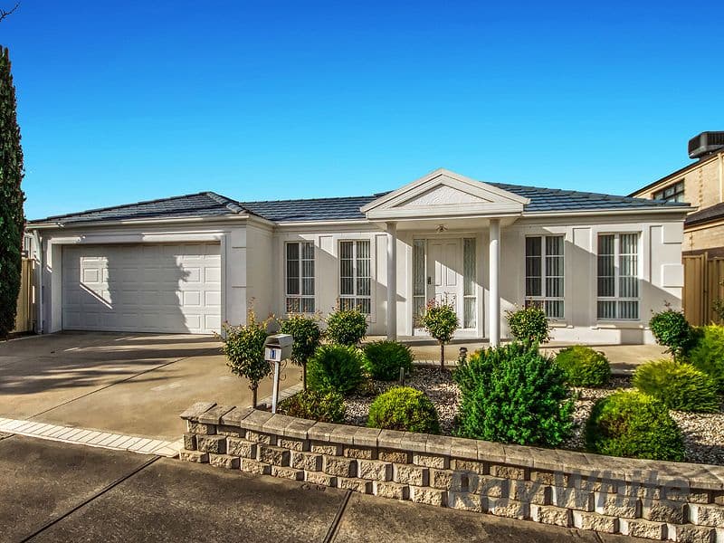 1 Glenbrook Avenue, Cairnlea VIC 3023, Cairnlea - Image 1
