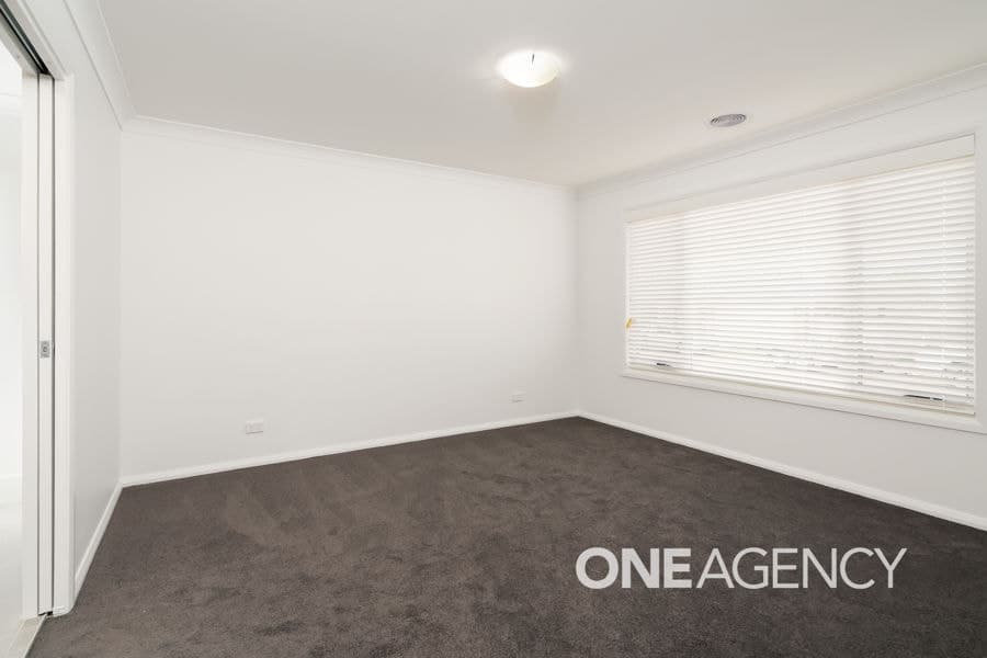 4 TURRAMIA Crescent, Gobbagombalin, Gobbagombalin - Thumbnail 7