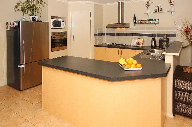 18 Herrington Turn, CAROLINE SPRINGS VIC 3023, Caroline Springs - Thumbnail 2