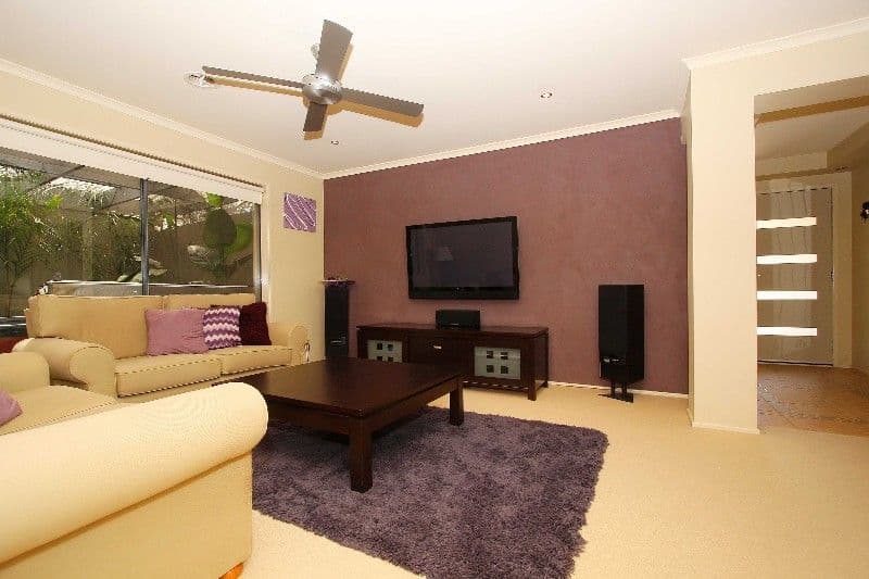 18 Herrington Turn, CAROLINE SPRINGS VIC 3023, Caroline Springs - Thumbnail 4