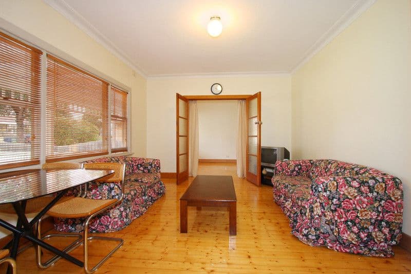 13 Cheel Street, OAKLEIGH EAST VIC 3166, Oakleigh East - Thumbnail 2