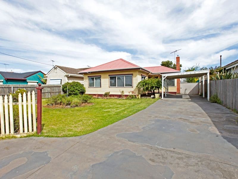 112 Vines Road, HAMLYN HEIGHTS VIC 3215, Hamlyn Heights - Thumbnail 2
