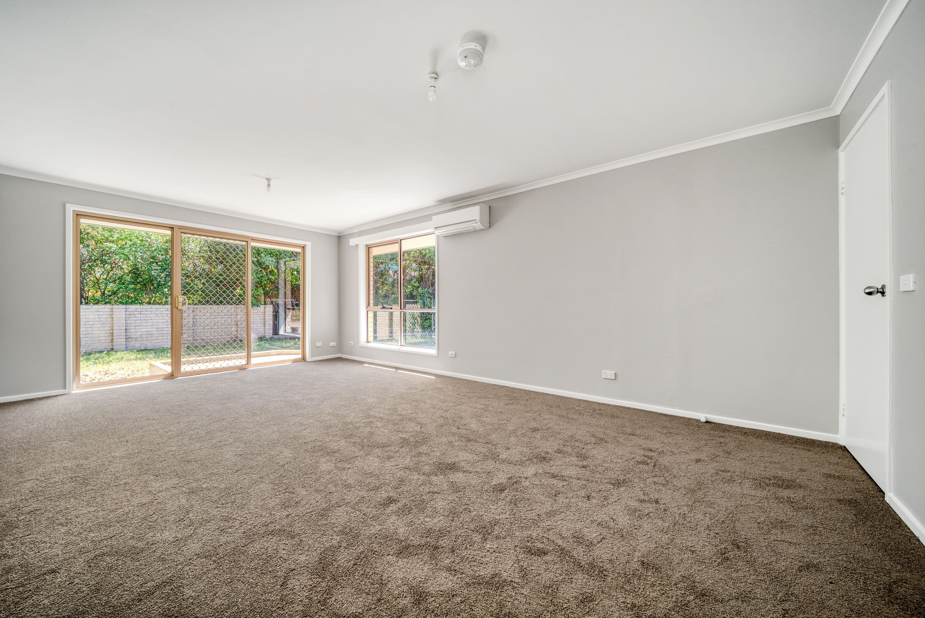 4 Cremorne Place, Conder ACT 2906, Conder - Thumbnail 2