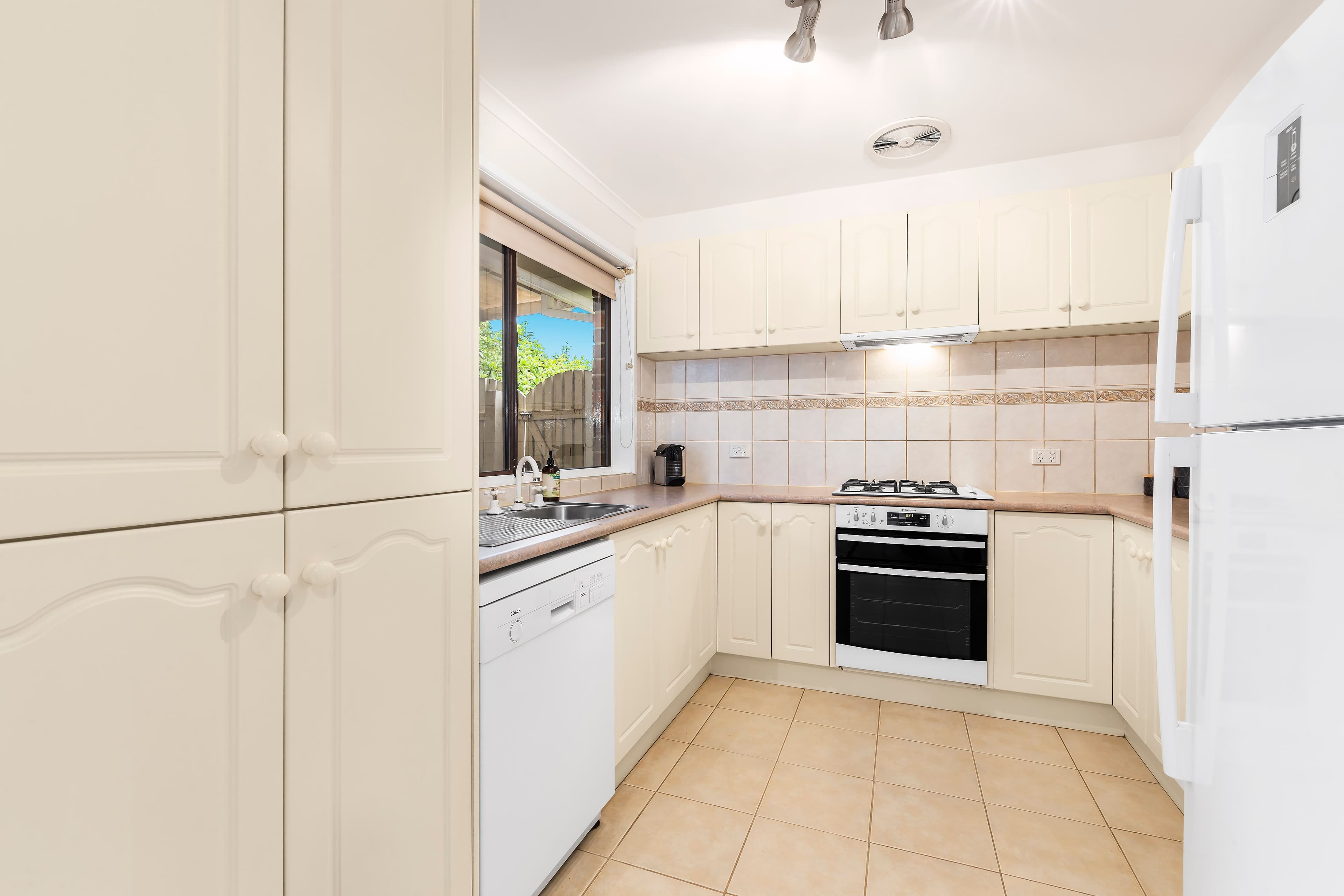 62 Willow Avenue, Rowville VIC 3178, Rowville - Thumbnail 3