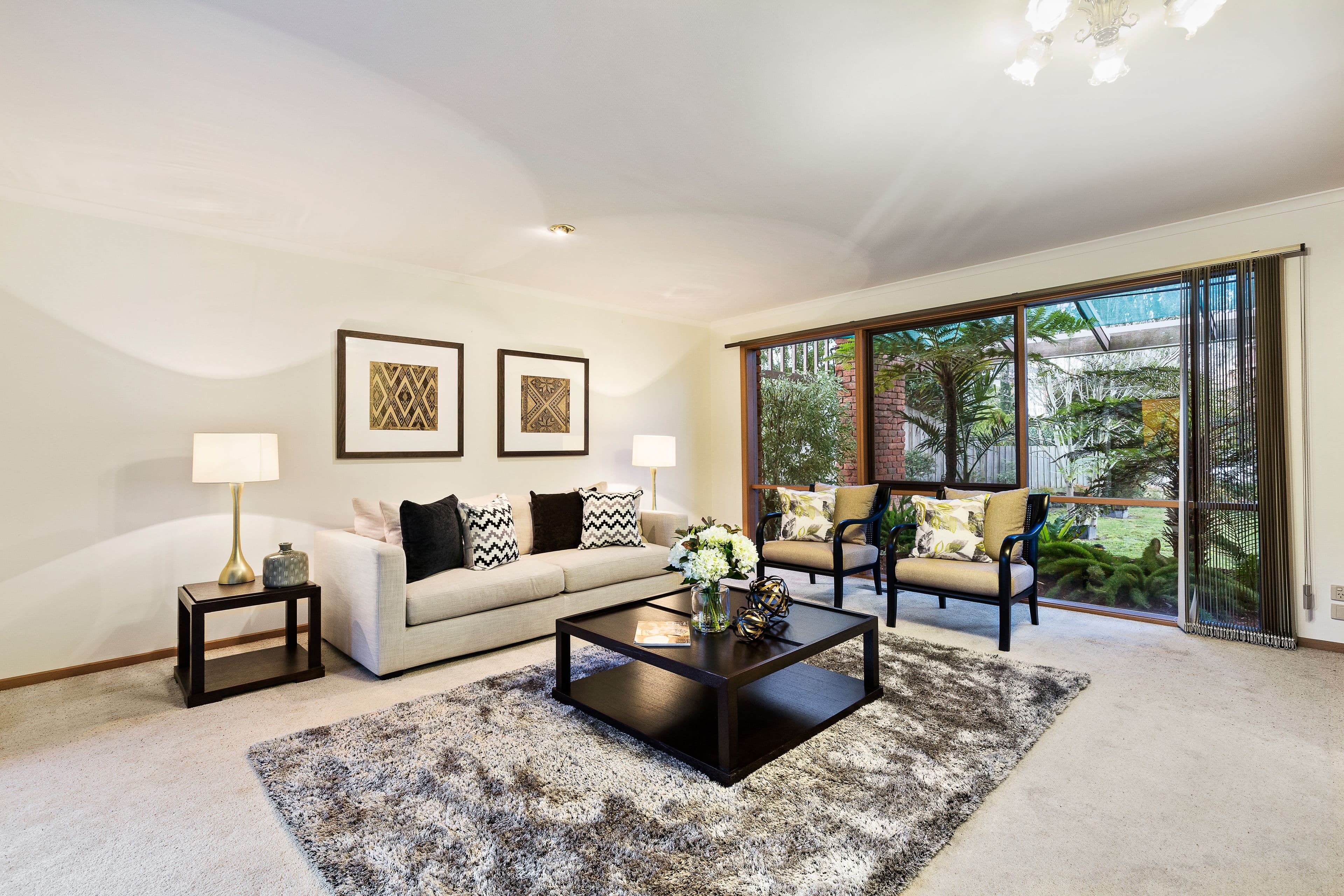 8 Outlook Court, Chadstone VIC 3148, Chadstone - Thumbnail 2
