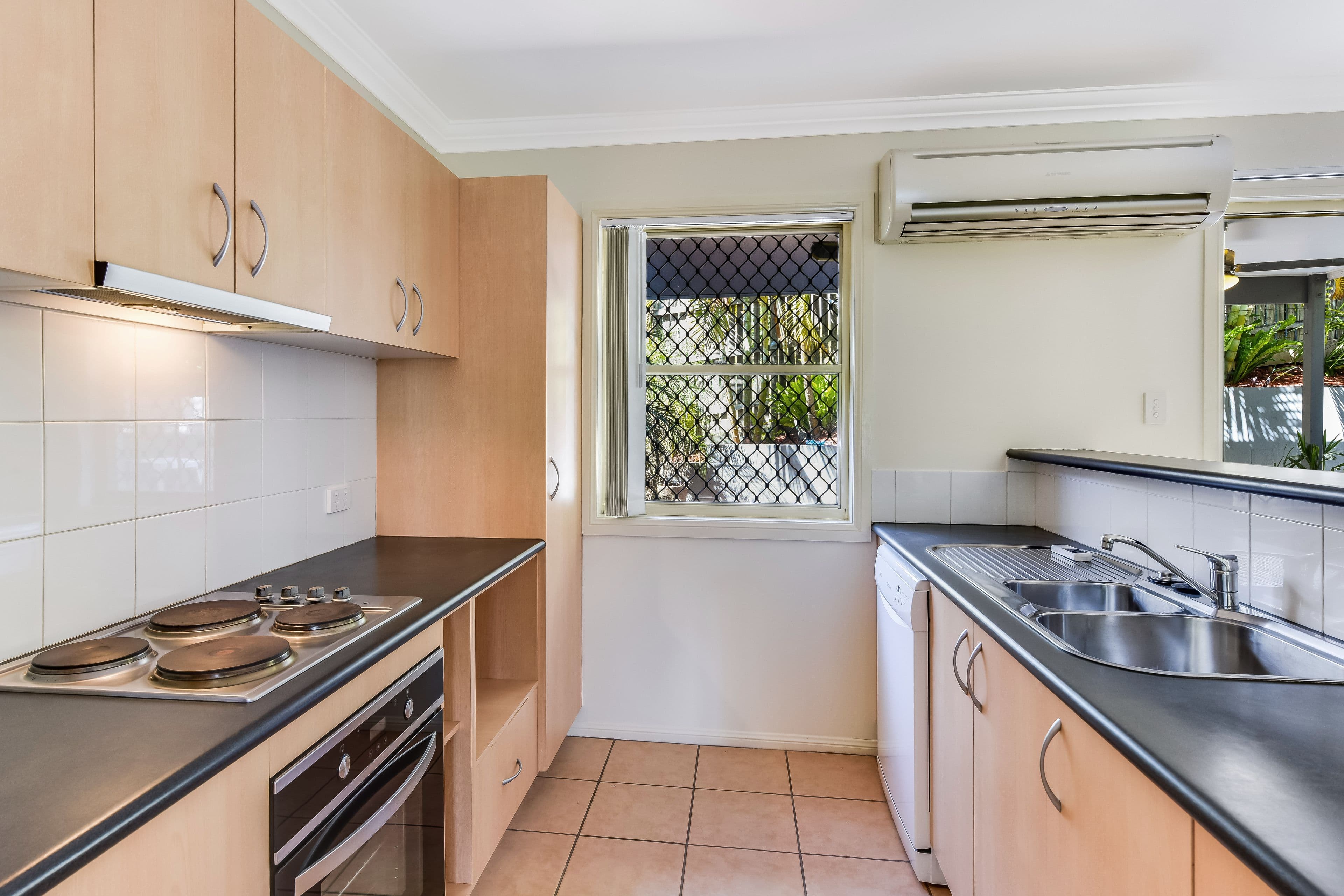 91 Kingsbury Street, Norman Park QLD 4170, Norman Park - Thumbnail 5