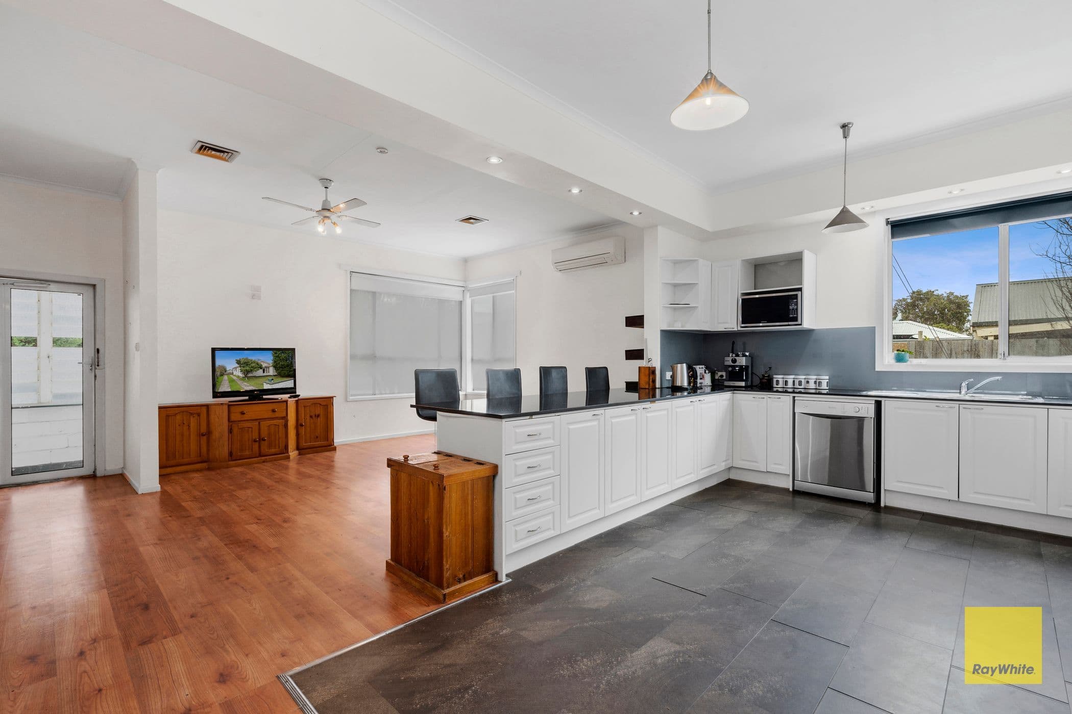 1B Herd Road, Belmont VIC 3216, Belmont - Thumbnail 4