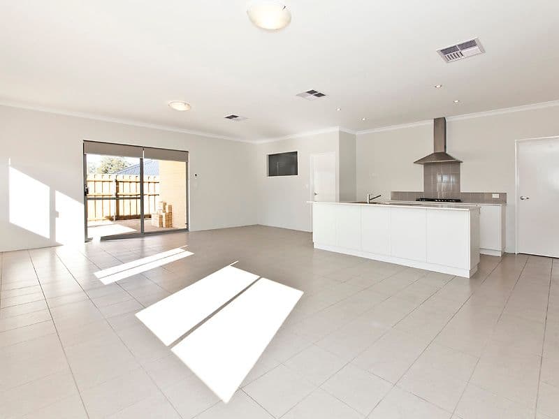 186 Banrock Drive, ELLENBROOK WA 6069, Ellenbrook - Thumbnail 7
