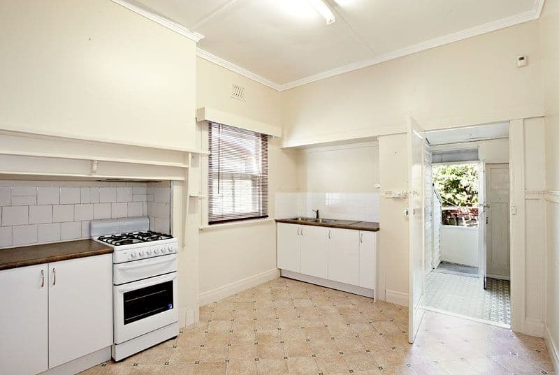 51 Carlisle Street, PRESTON VIC 3072, Preston - Thumbnail 4