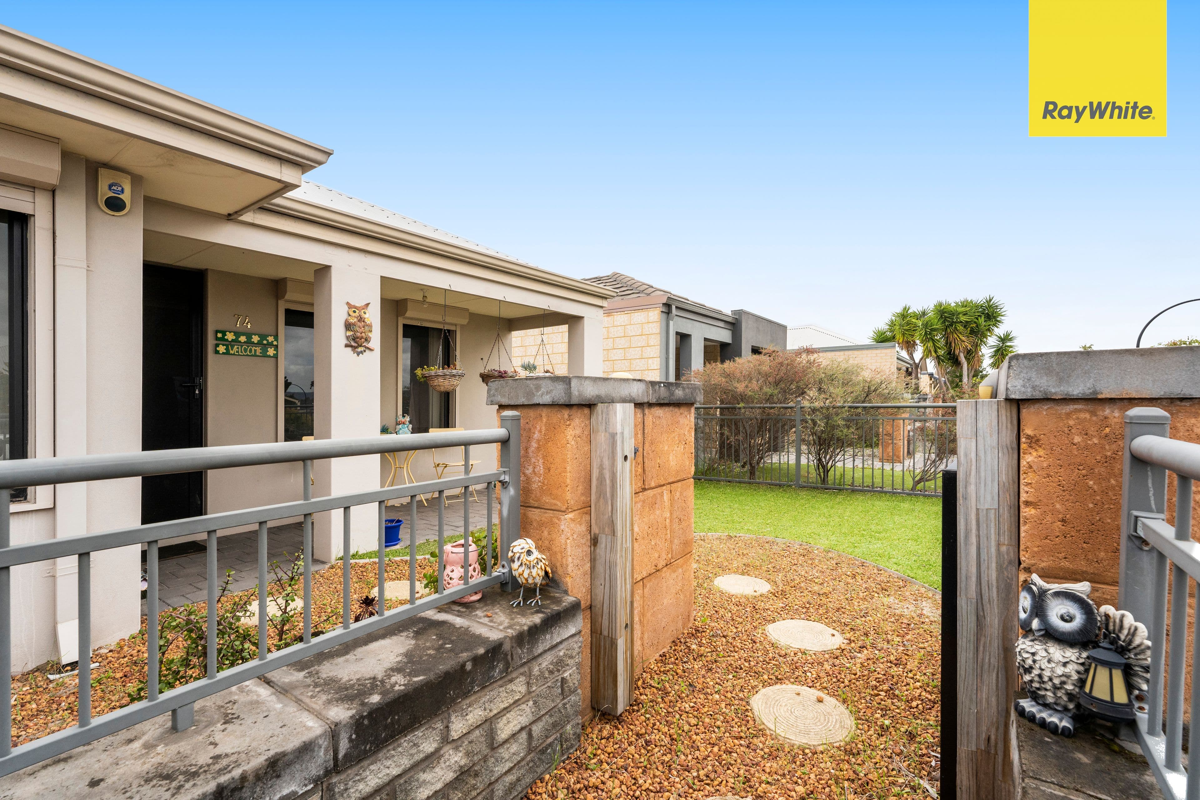 74 Brixton Crescent, Ellenbrook WA 6069, Ellenbrook - Thumbnail 4