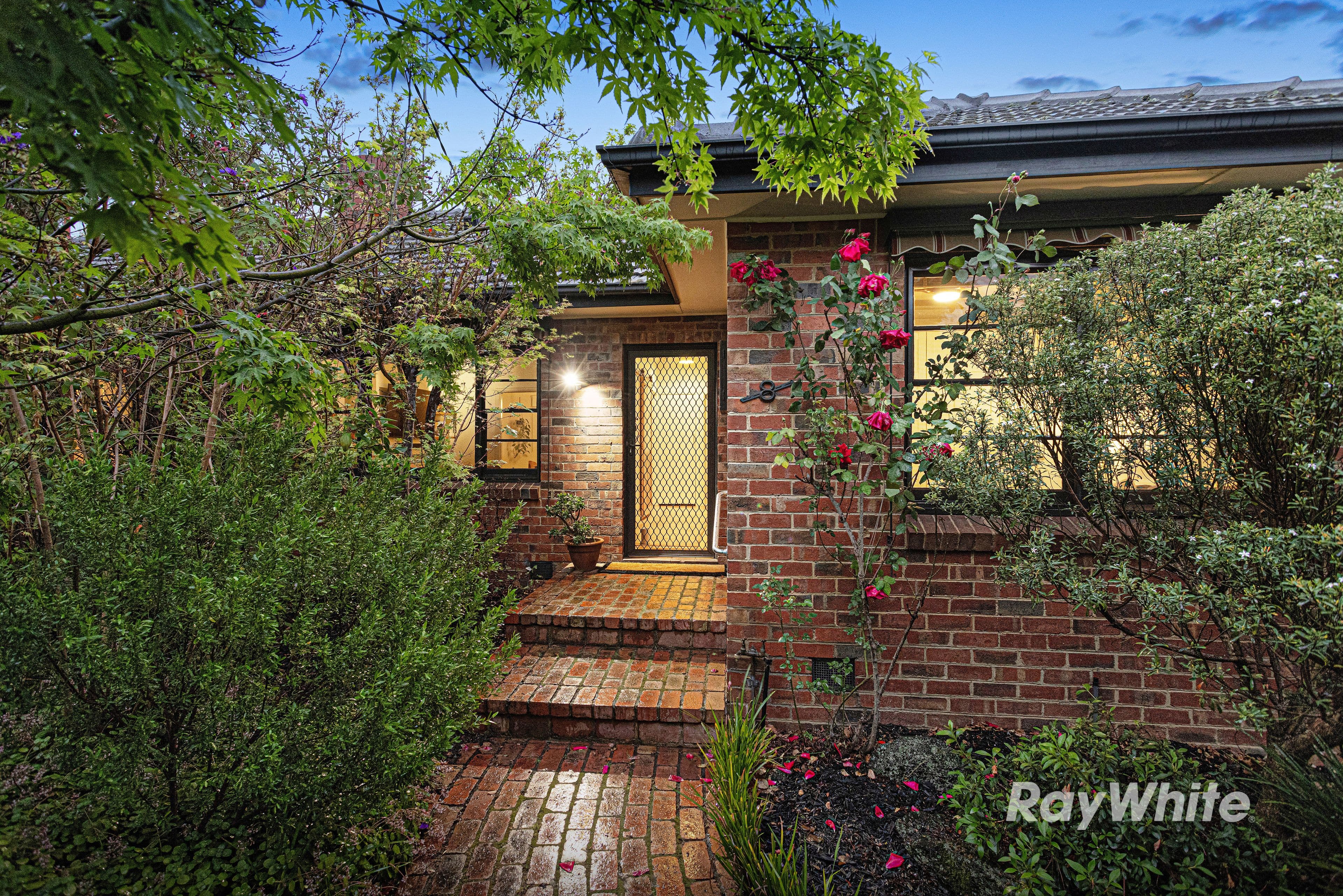 8 Bute Street, Murrumbeena VIC 3163, Murrumbeena - Thumbnail 2