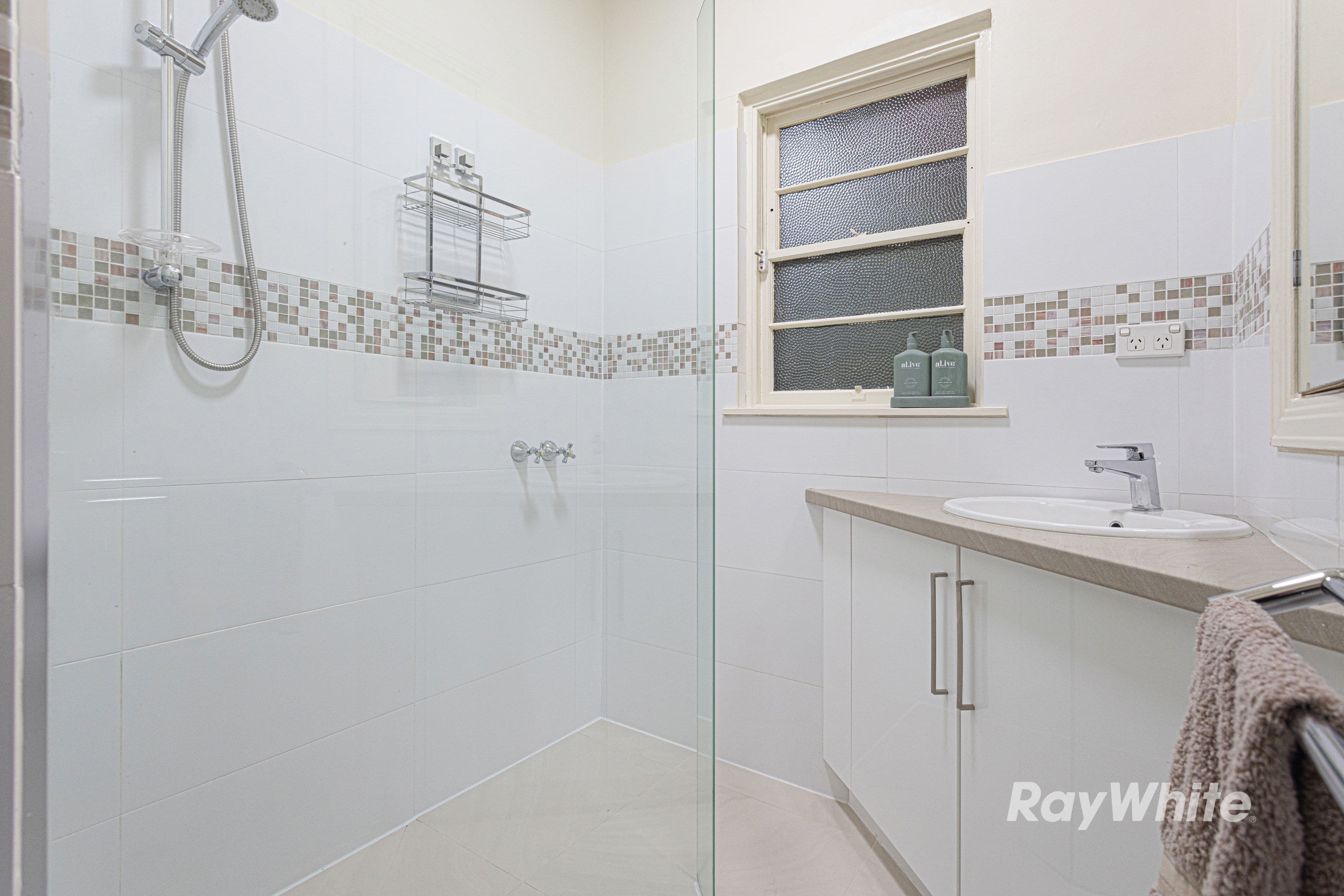 8 Bute Street, Murrumbeena VIC 3163, Murrumbeena - Thumbnail 7