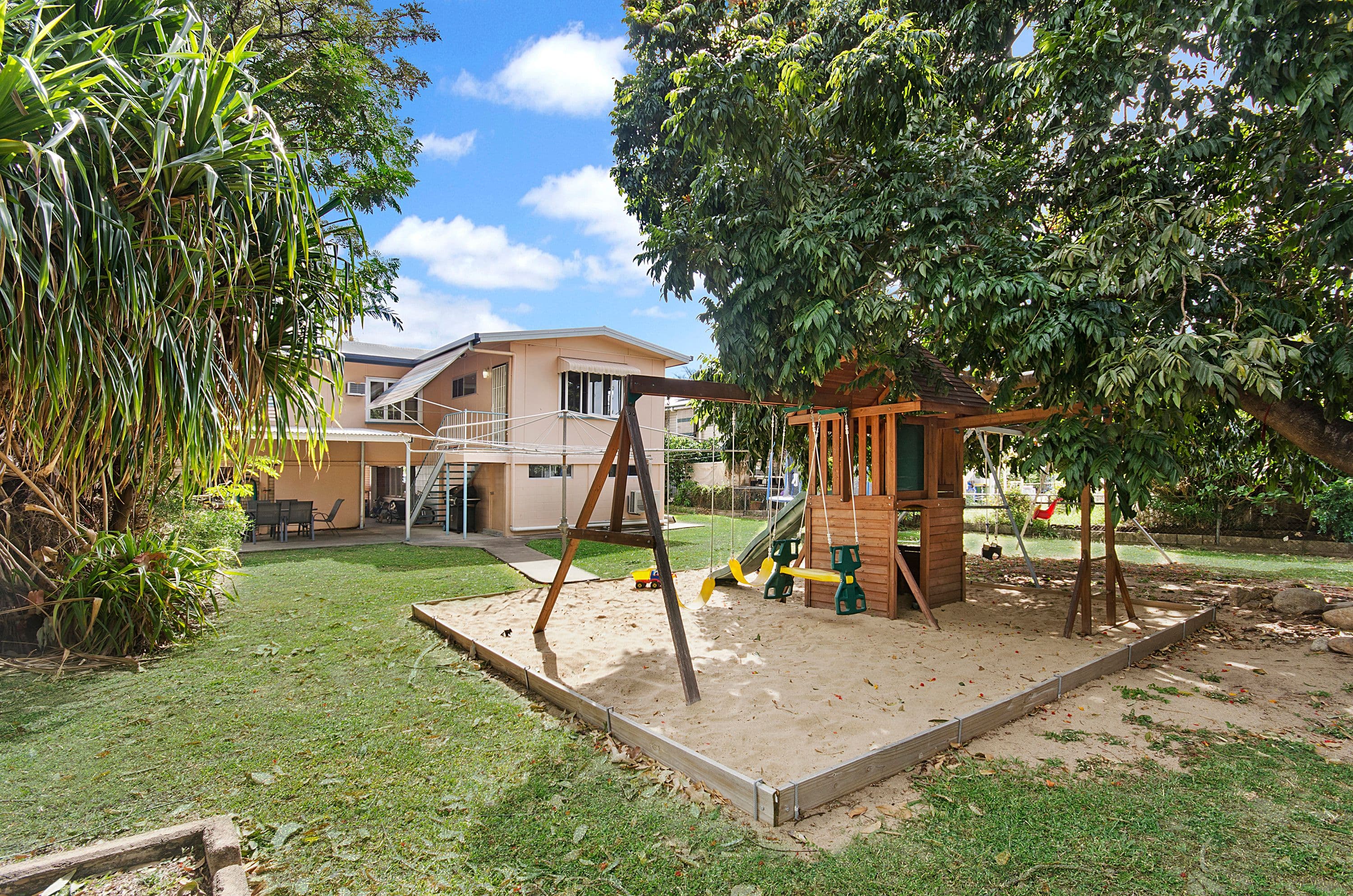 213 Howlett Street, Currajong QLD 4812, Currajong - Thumbnail 5
