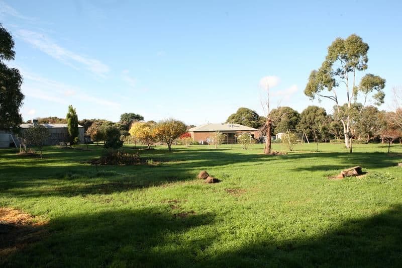 18 Rodgers Place, BUSHFIELD VIC 3281, Bushfield - Thumbnail 2