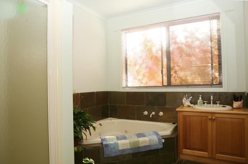 18 Rodgers Place, BUSHFIELD VIC 3281, Bushfield - Thumbnail 7