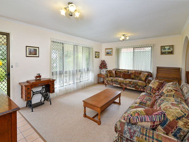8 Edwards Drive, Albany Creek QLD 4035, Albany Creek - Thumbnail 3