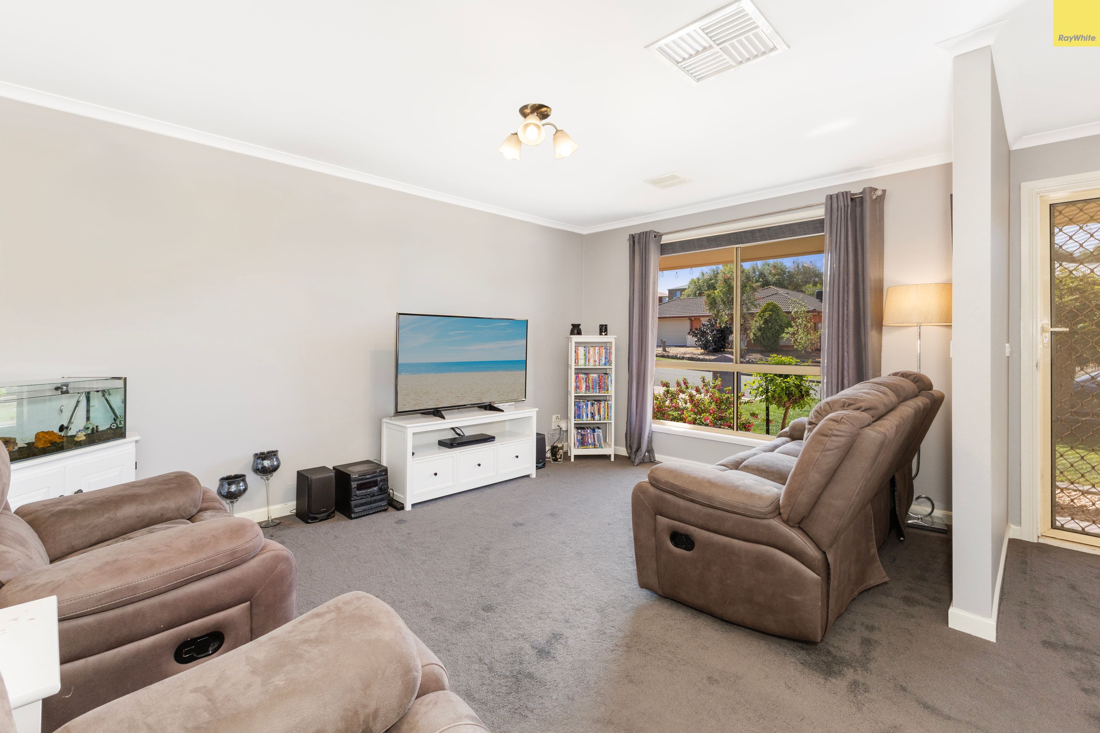 11 Lewis Street, Darley VIC 3340, Darley - Thumbnail 7