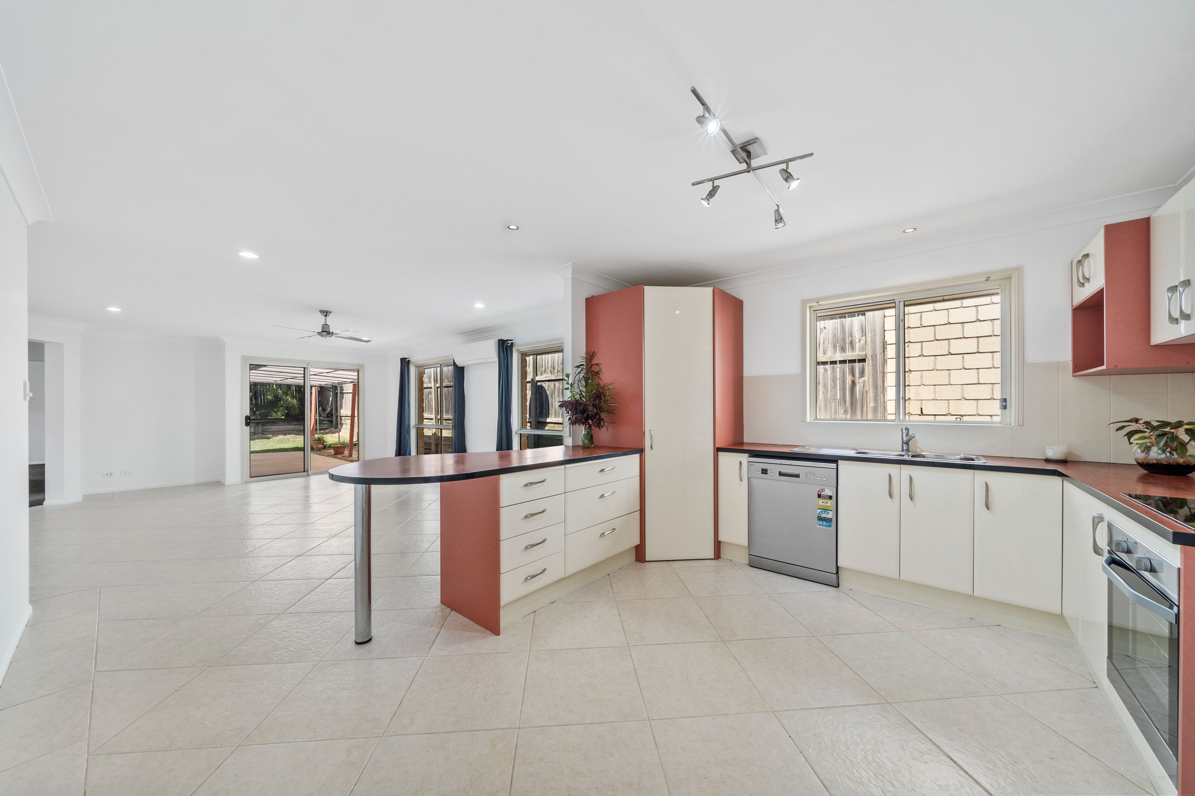 66 Woodlands Boulevard, Waterford QLD 4133, Waterford - Thumbnail 3
