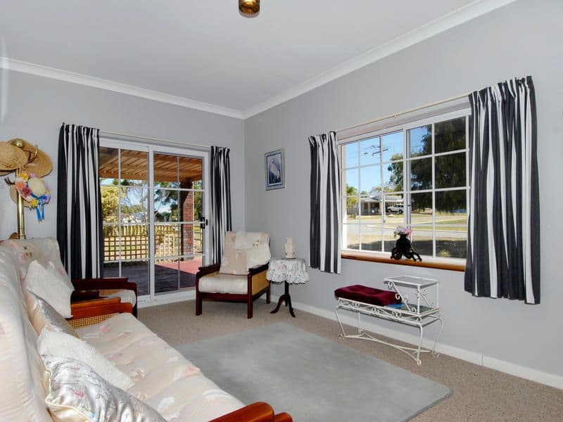 26 Fourth Avenue, SHOALWATER WA 6169, Shoalwater - Thumbnail 3
